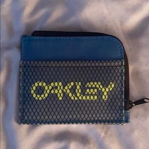 Oakley small pocket wallet.